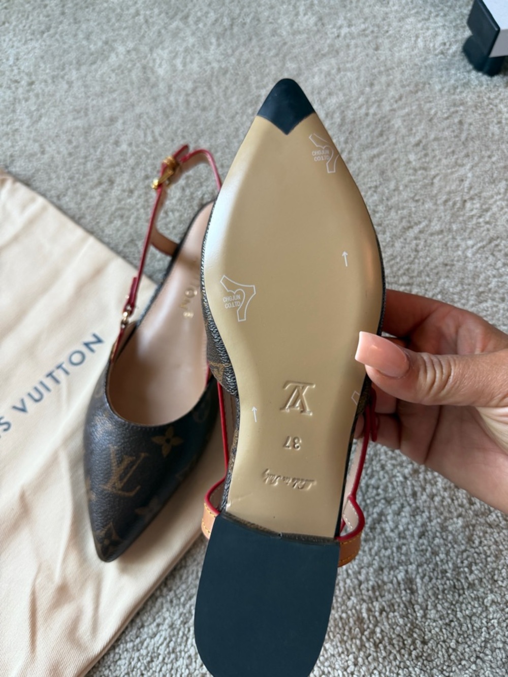 LV Monogram Pointed-Toe Slingback in Brown and Red 37 - Picture 7 of 13
